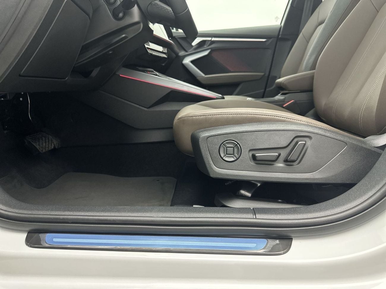 أودي A3 35 TFSI 1.4L A3 Sedan 35 TFSI 150hp (Ref# 71202)