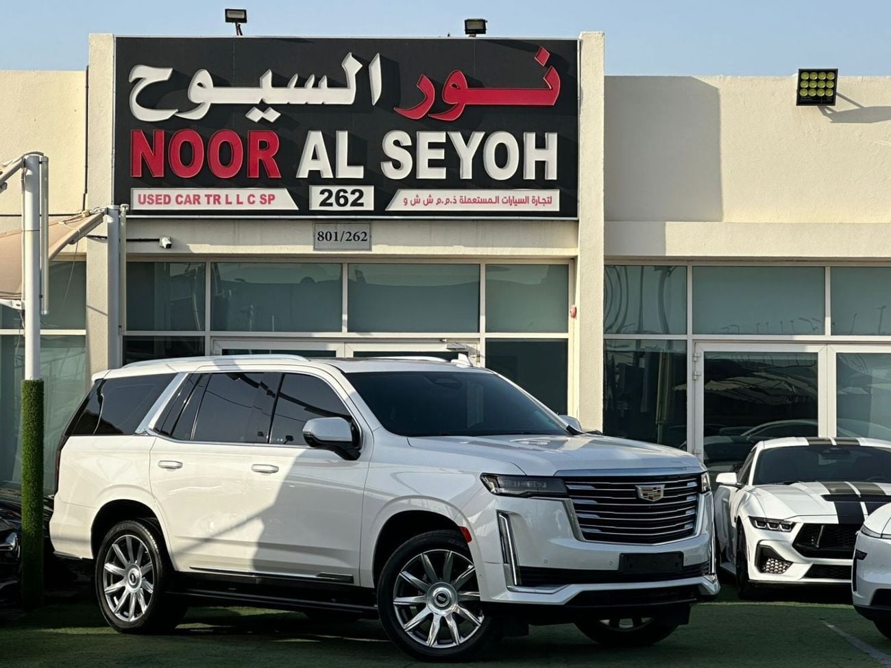 Cadillac Escalade PREMIUM LUXURY PLATINUM CADILLAC ESCALADE 2022 GCC FULL OPTION ORIGINAL PAINT UNDER WARRANT