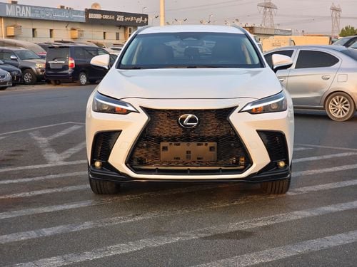 لكزس NX 250 PREMIUM لكزس NX250 موديل 2023، زر ضغط وصندوق خلفي أوتوماتيكي (JTJADCAZ4P2006757)