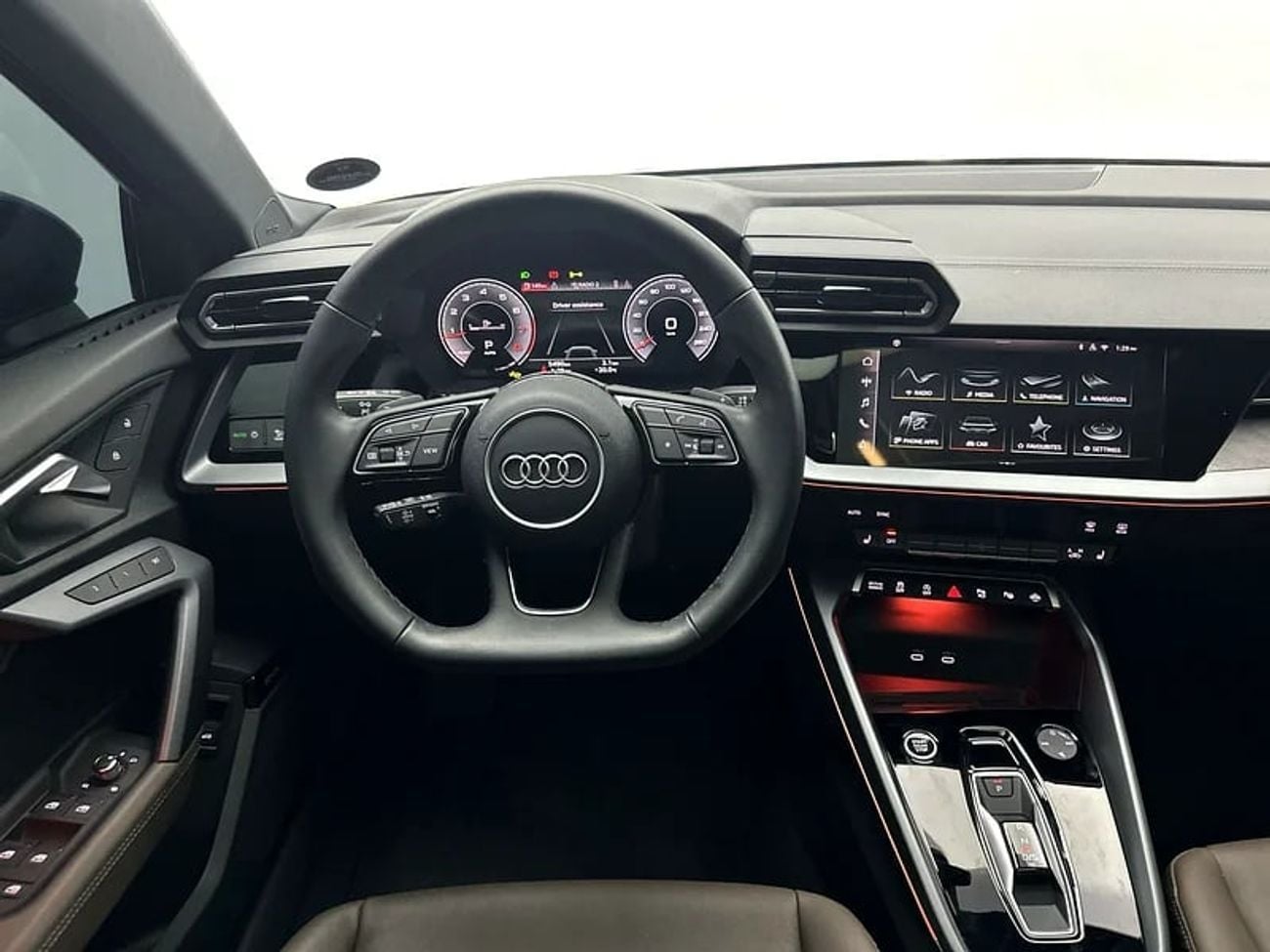 Audi A3 35 TFSI S-LINE 1.4L Sedan 150hp (Ref# 43072)