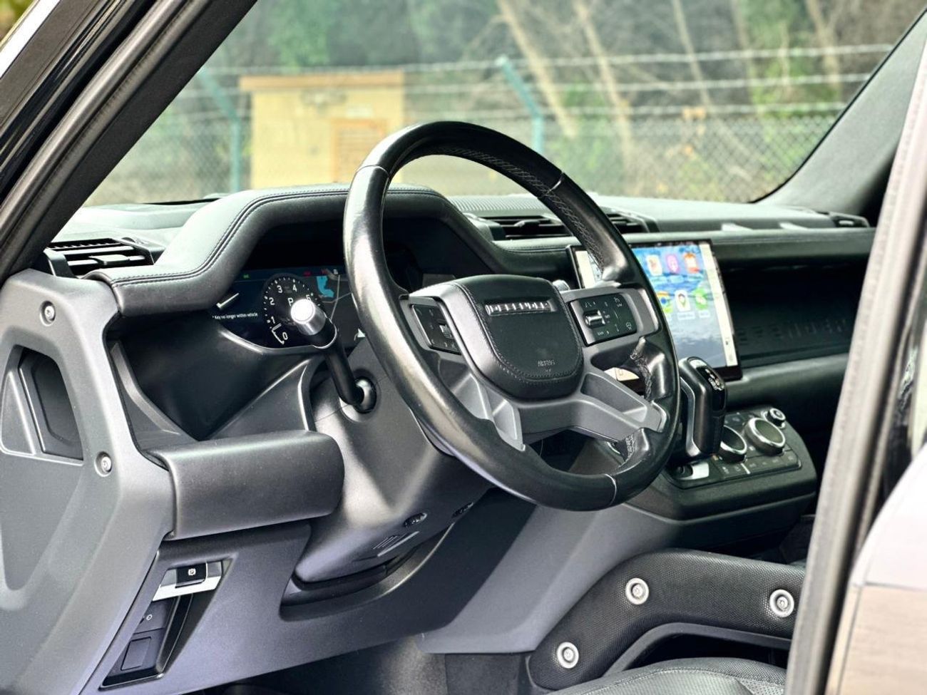 Land Rover Defender 2022