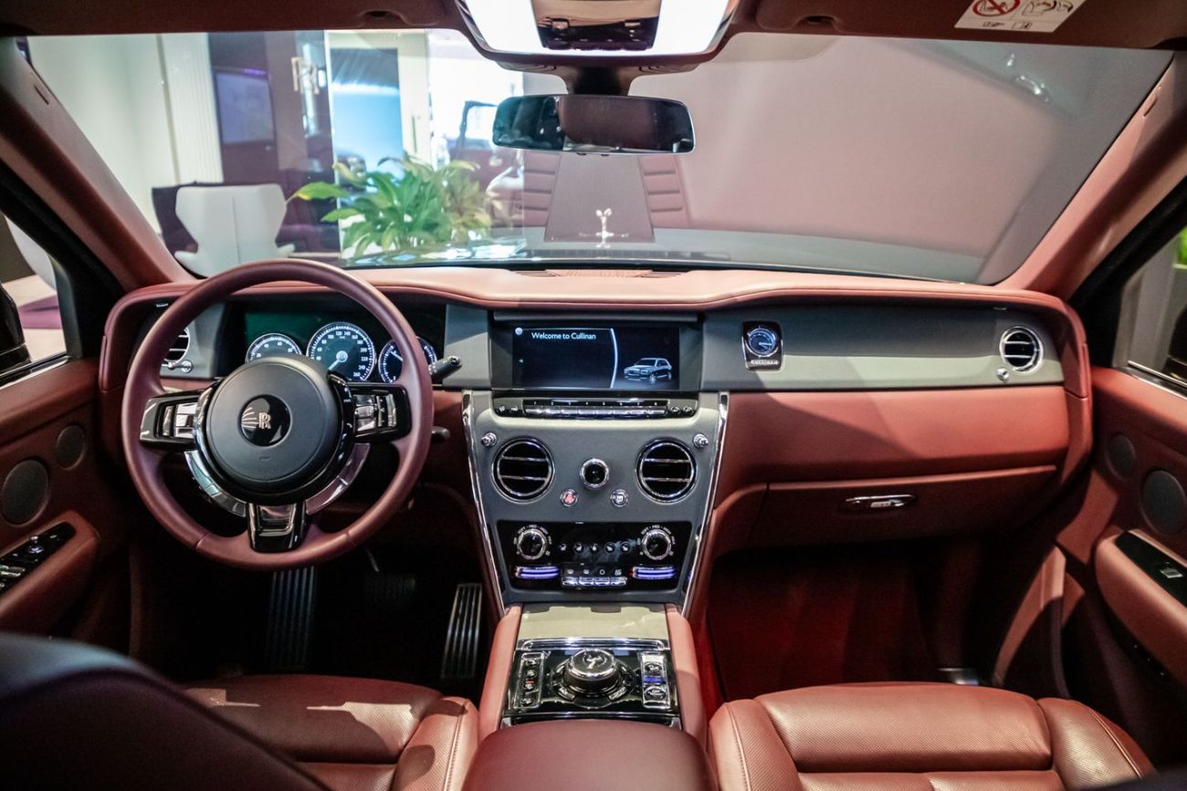 Rolls Royce Cullinan STANDARD