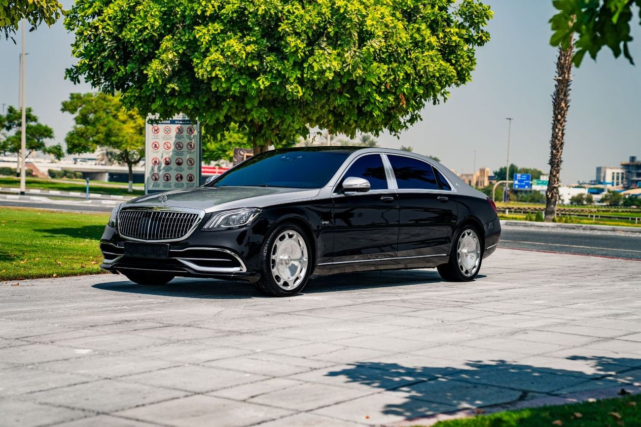 مرسيدس مايباخ S650 مايباخ V12 سيارة كاملة المواصفات، أوراقها سليمة، لم تتعرض لحوادث، خضعت لصيانة شاملة وجاهزة للانطلاق.