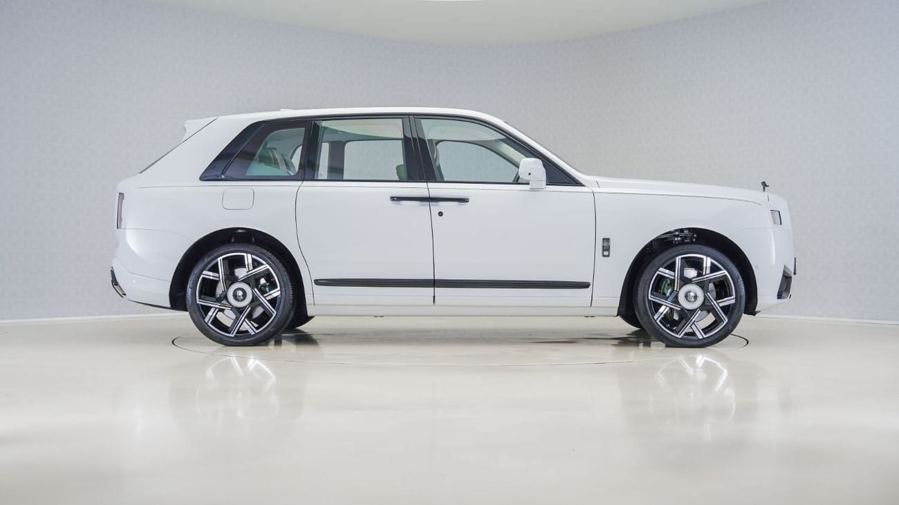 Rolls Royce Cullinan BLACK BADGE