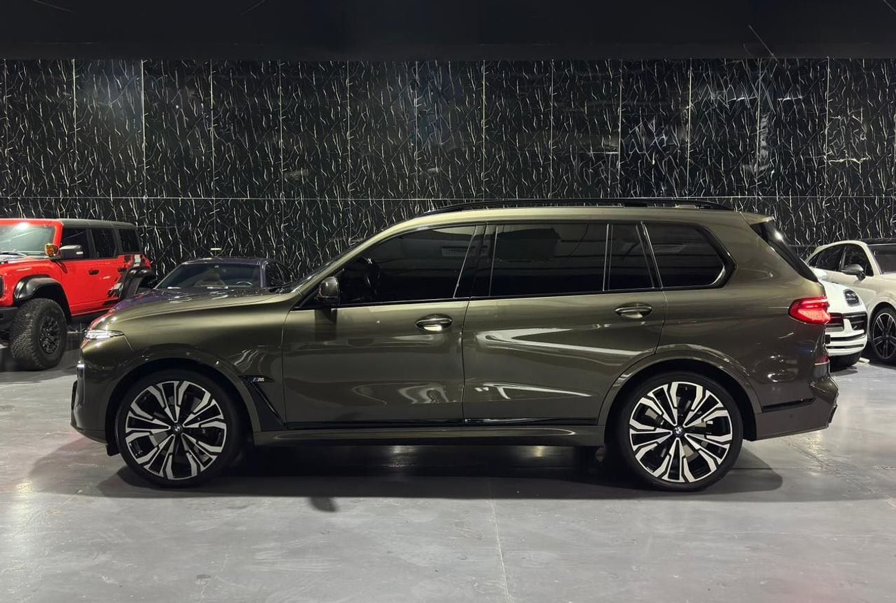 BMW X7 M60i XDRIVE
