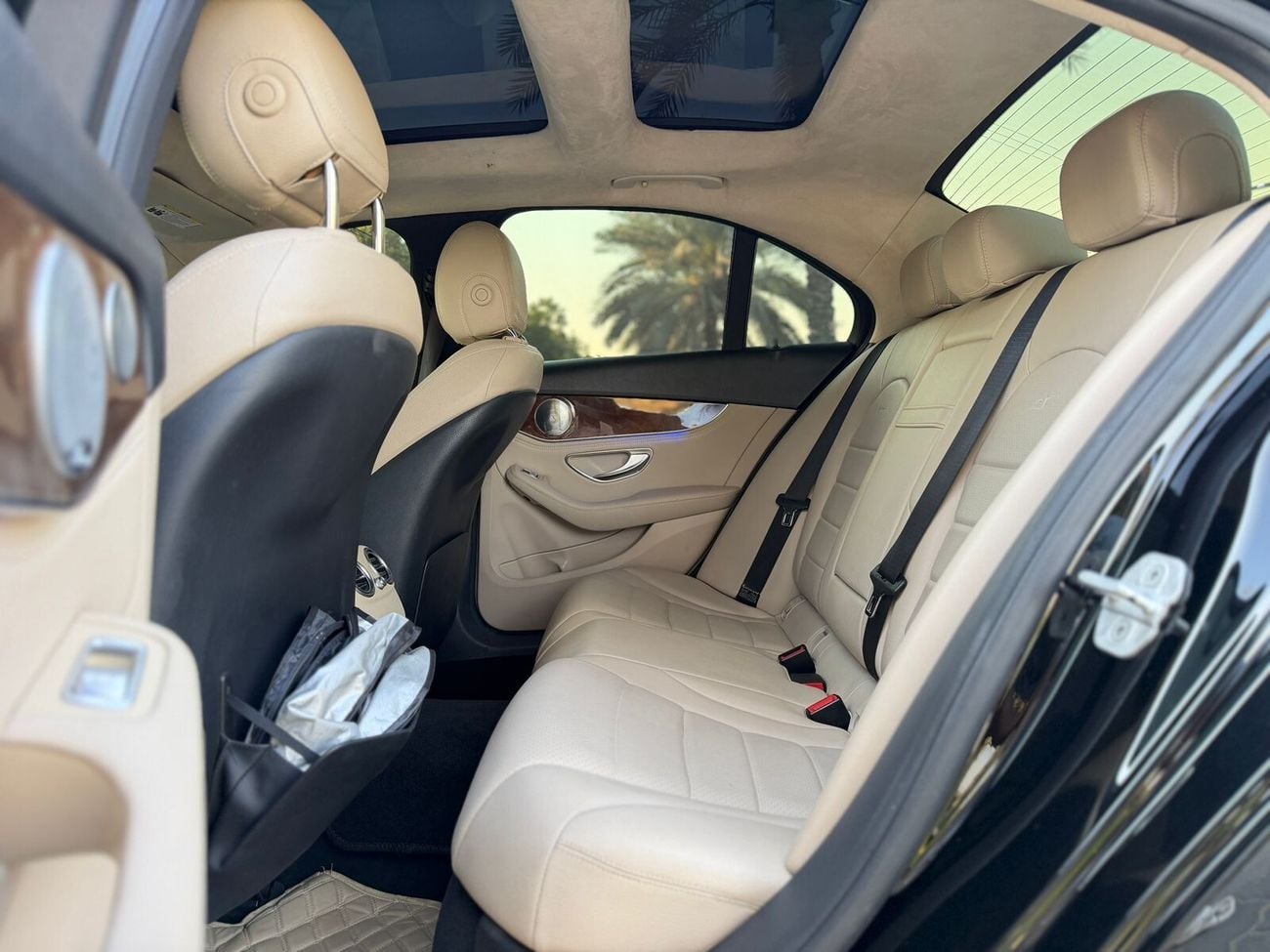 مرسيدس بنز C 300 STANDARD