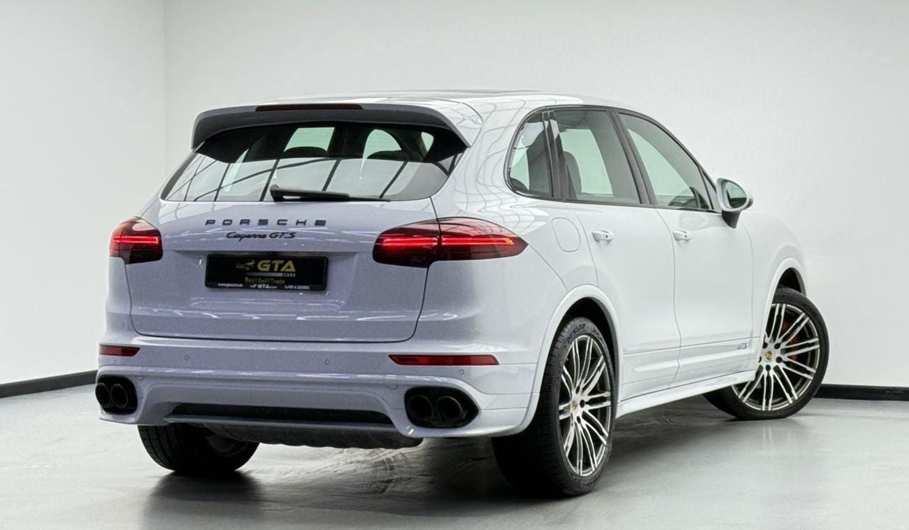 Porsche Cayenne GTS 3.6L 2016 Porsche Cayenne, Carbon Fiber Interior, Fully Loaded, Excellent Condition, GCC