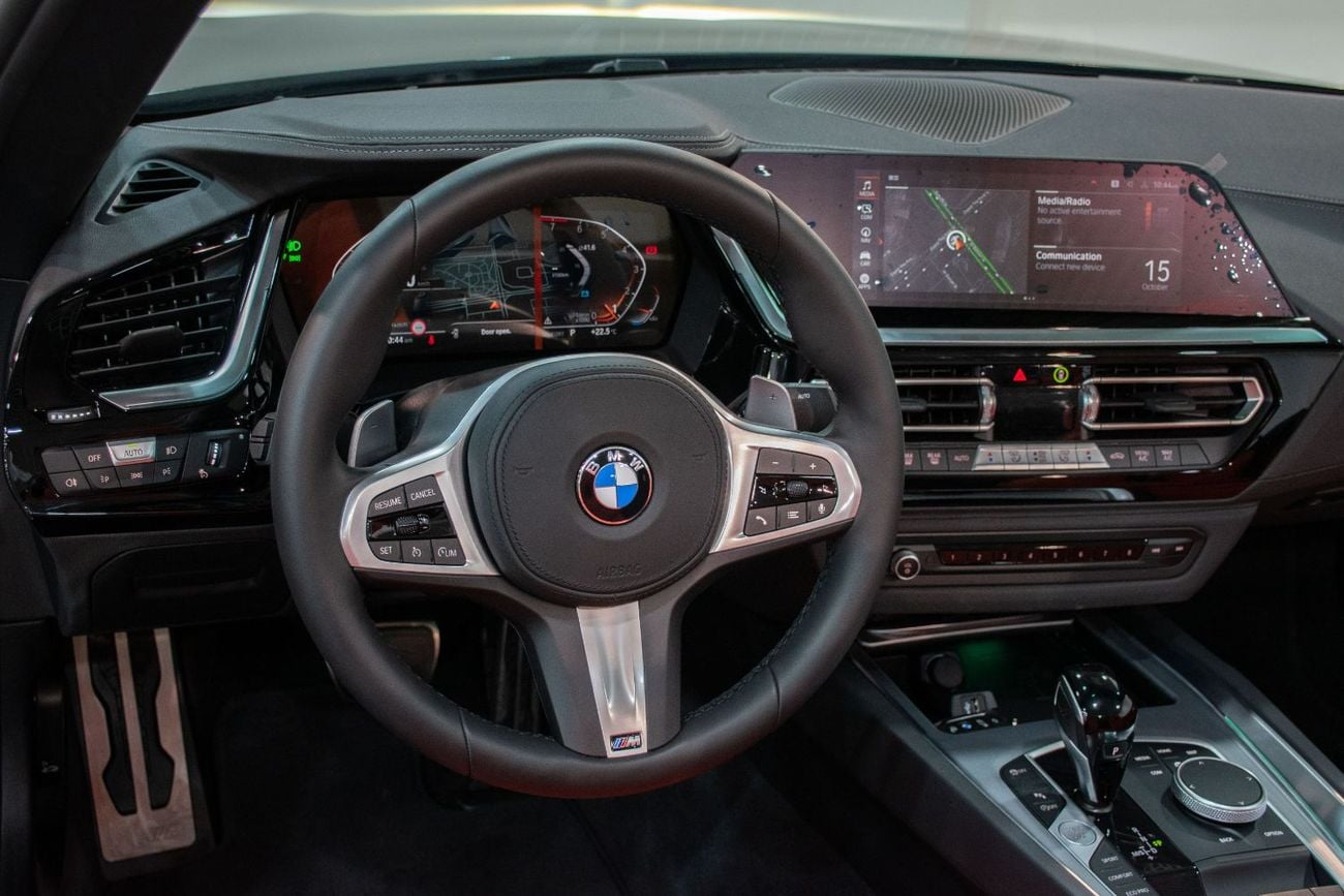 BMW Z4 sDRIVE30i LUXURY M SPORT PACKAGE