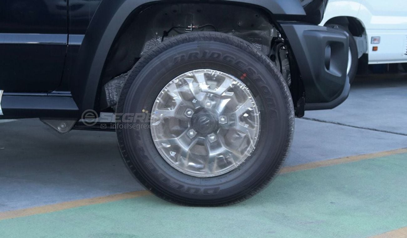 سوزوكي جيمني GLX . 1.5L . Petrol . 4WD . 4-Speed Automatic . 5 Seats . 5 Doors موديل 2026. للتصدير