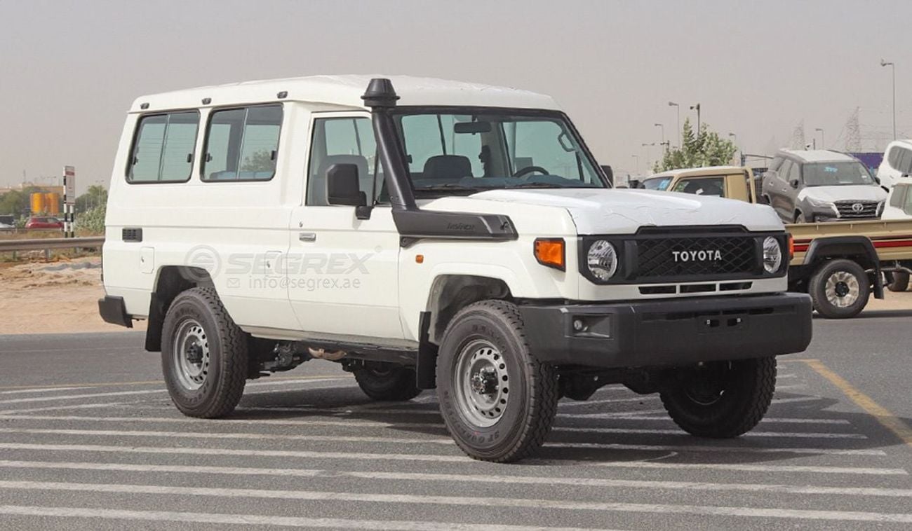 Toyota Land Cruiser 70 LC78 Hardtop . 4.0L . 6-Speed Automatic . Petrol . 4WD . 8 Seats . 3 Doors 2026 Model | For Export