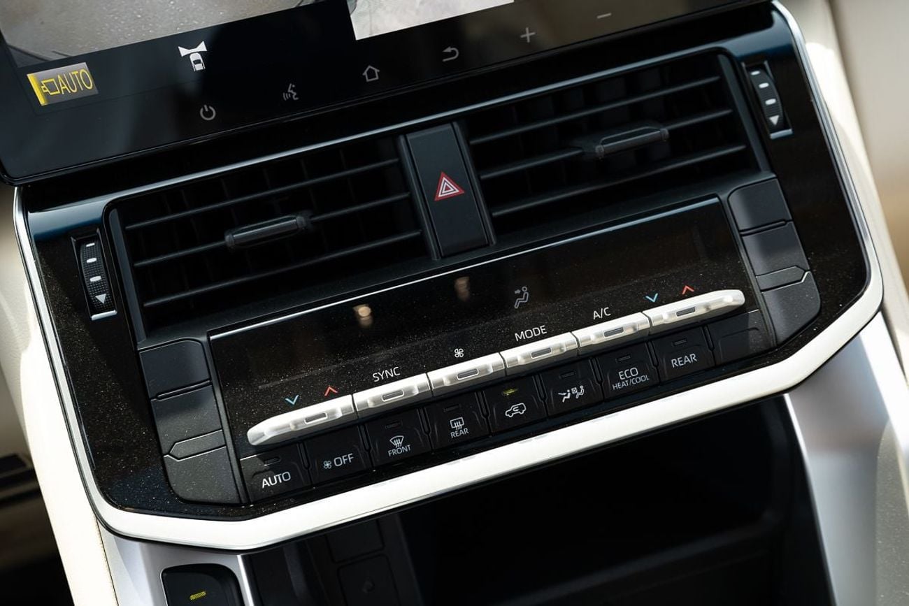 تويوتا لاند كروزر GXR 3 3.5L V6 Petrol Automatic Transmission Twin Turbo 2026