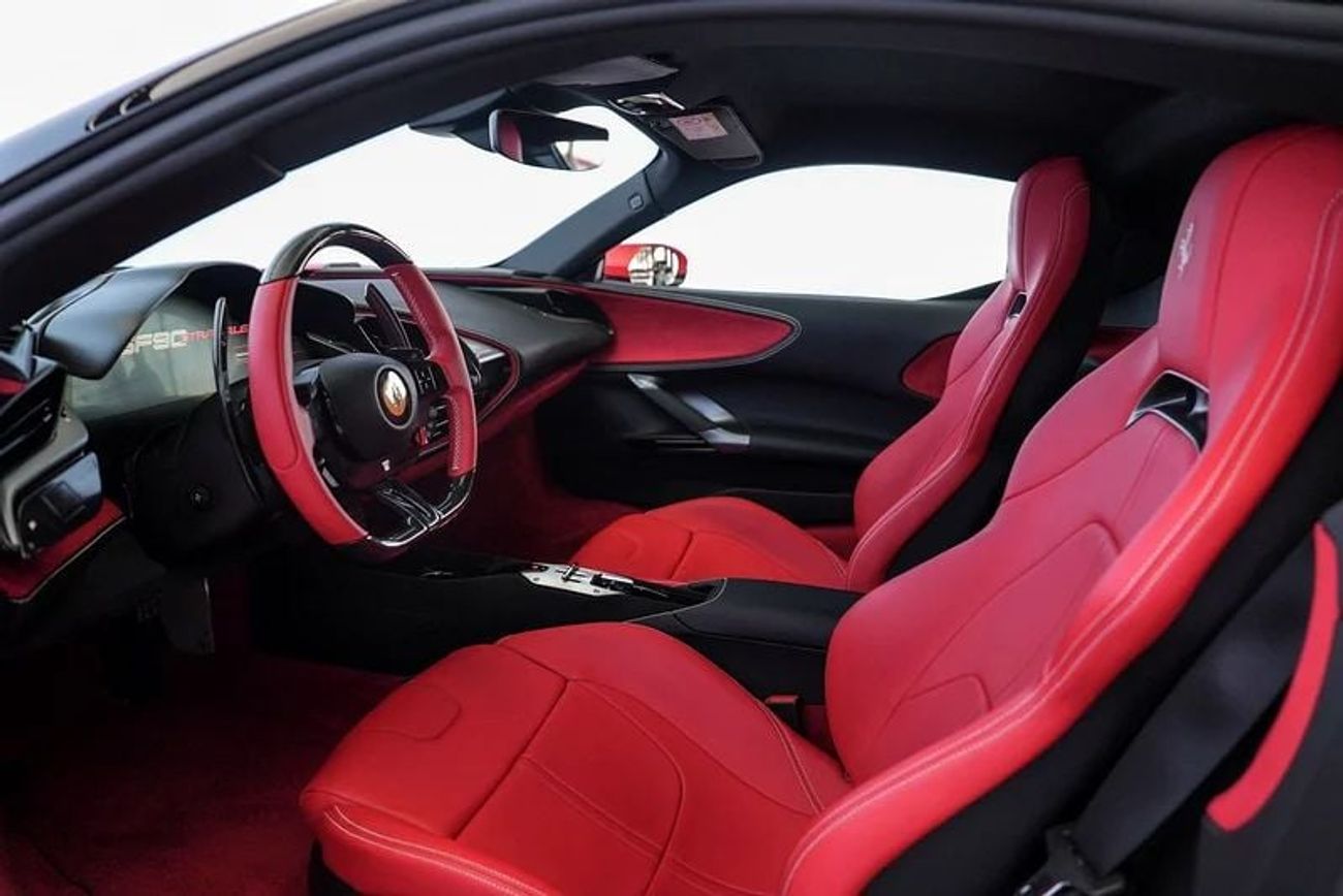 فيراري SF90 ستراديل STRADALE