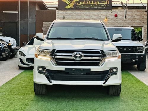 Toyota Land Cruiser VXR