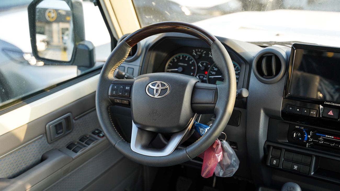 Toyota Land Cruiser 70