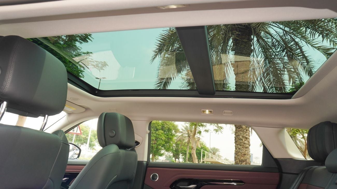 Land Rover Range Rover Evoque DYNAMIC SE P250 2025!! BRAND NEW CAR!! MENTIONED PRICE IS FOR EXPORT ONLY