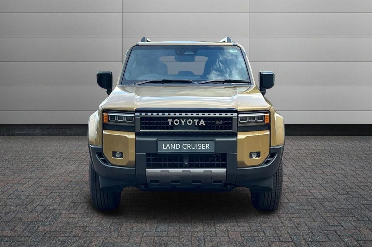 Toyota Land Cruiser TOYOTA LAND CRUISER INVINCIBLE RIGHT HAND DRIVE EXPORT ONLY