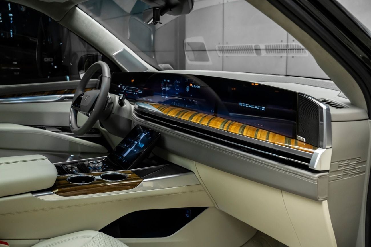 Cadillac Escalade SPORT PLATINUM 6.2L 4WD