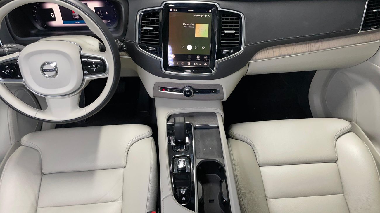 فولفو XC 90 بلس برايت كارس24 هي سوق ضخم للسيارات المستعملة موثوق ومضمون ٪كارس24 هي سوق ضخم للسيارات المستعملة موثوق ومضمون