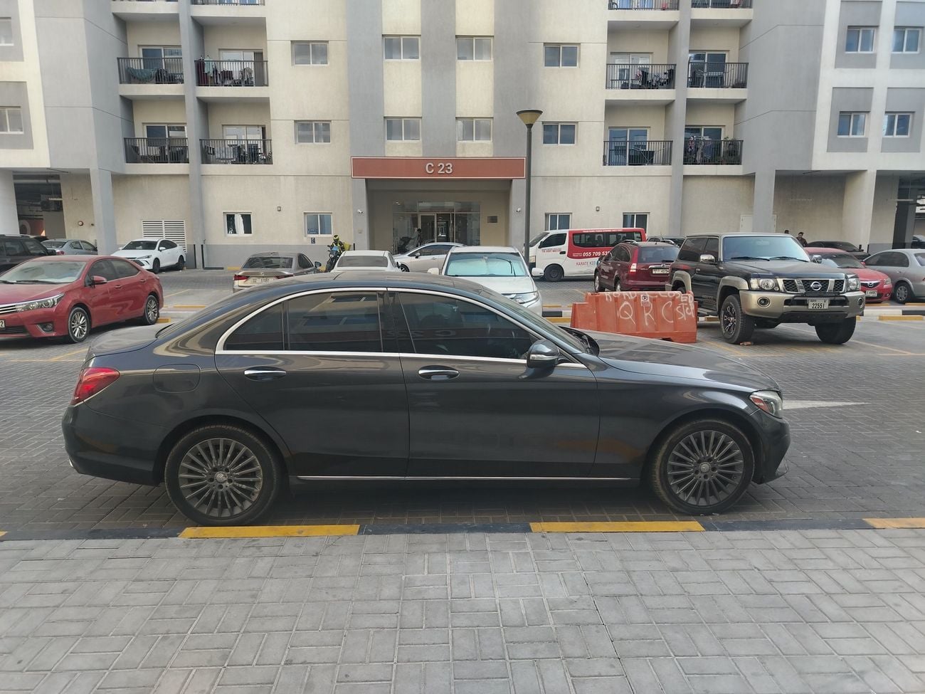 مرسيدس بنز C 300 ستاندارد