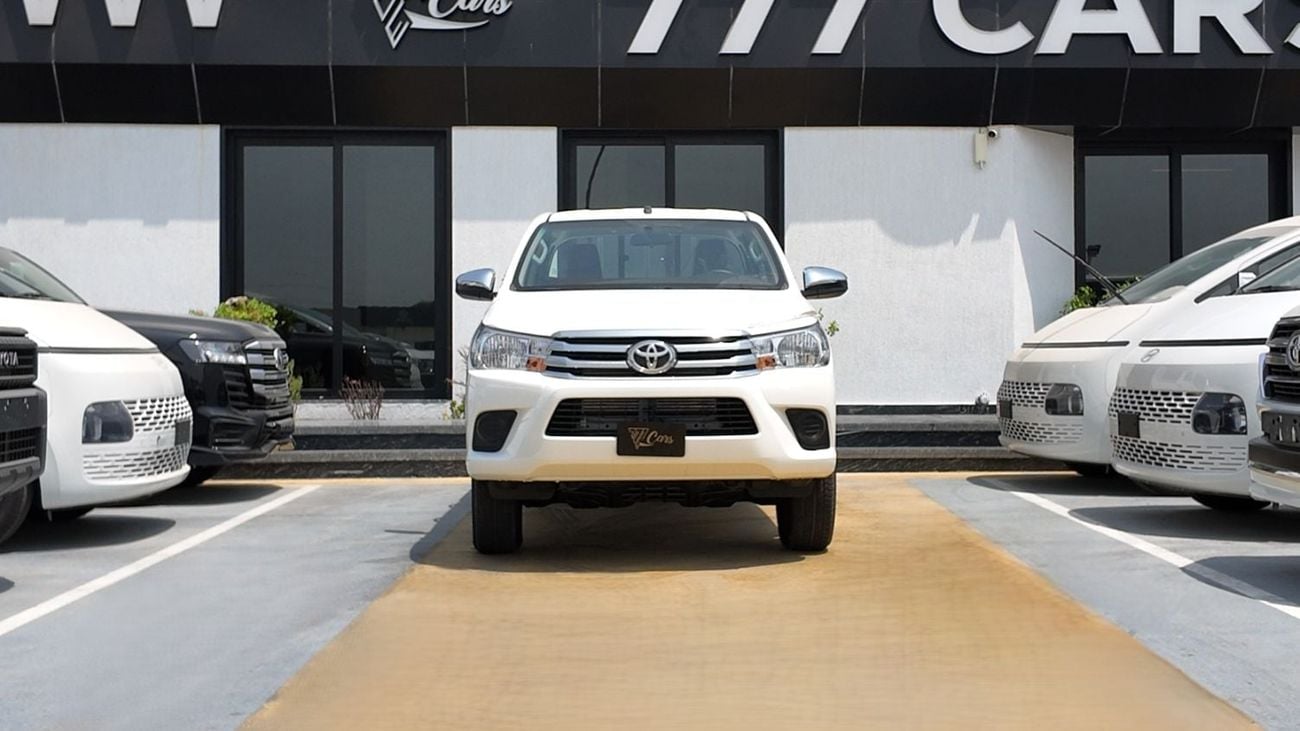 Toyota Hilux DLX 2.4L diesel 4WD 2026