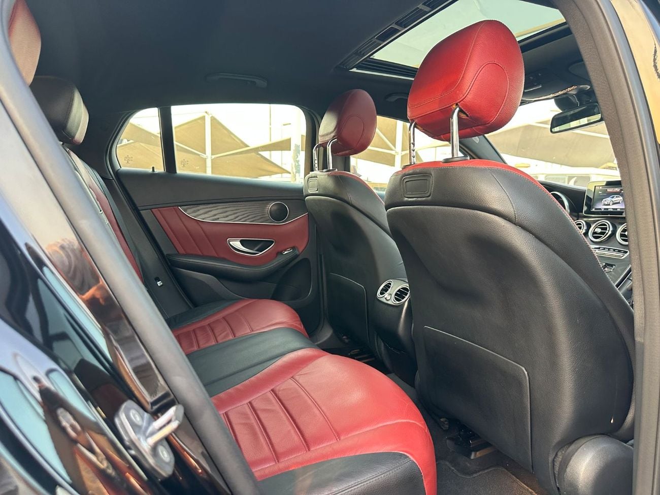 مرسيدس بنز GLC 250 AMG
