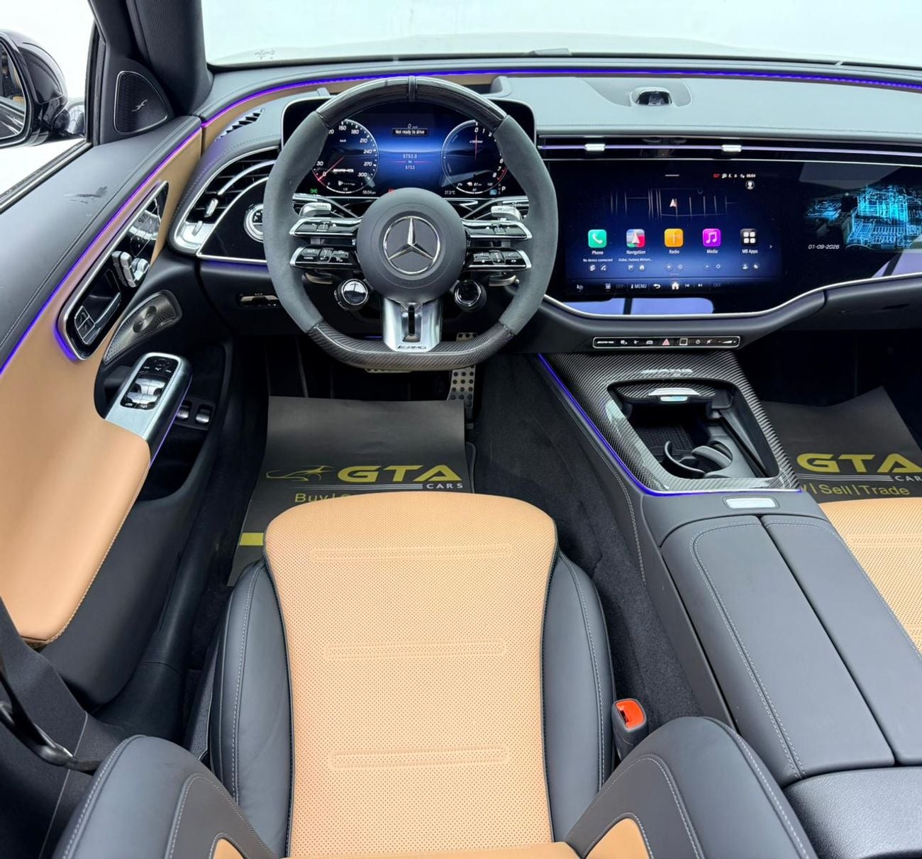 مرسيدس بنز E 53 AMG 4MATIC+ HIGH مرسيدس بنز E53 S AMG موديل 2026، ضمان مرسيدس بنز حتى 2030، مقصورة داخلية من ألياف الكربون، عداد كيلو