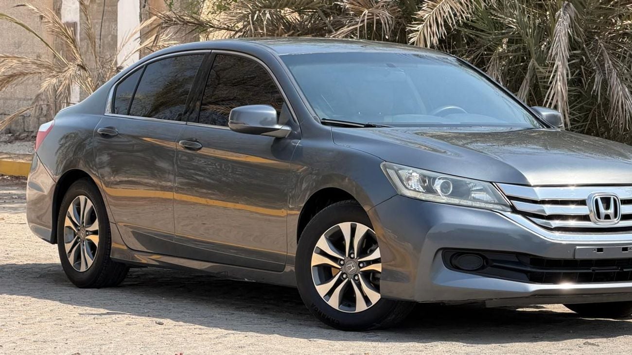 هوندا أكورد EX 2.4 لتر، خليجي، خالٍ من الحوادث