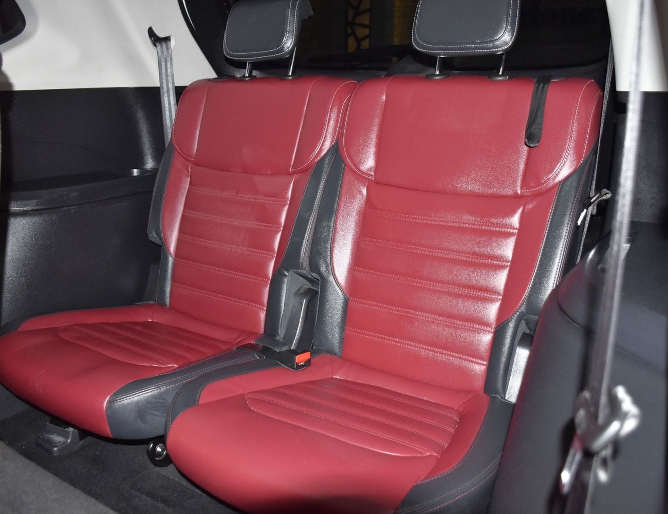 Maxus D60 EXECUTIVE LUXURY EXCELLENT DEAL for our Maxus D60 ( 2023 Model ) in White Color GCC Specs