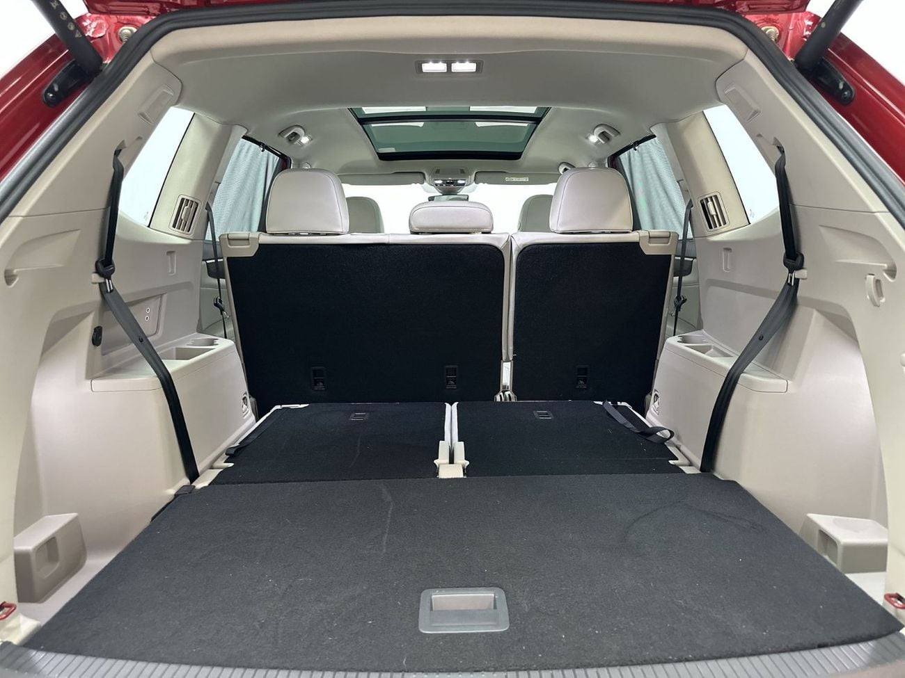 Volkswagen Teramont R LINE Teramont R-Line 2.0L | Panoramic Sunroof | 7 Seats | 270 HP | GCC