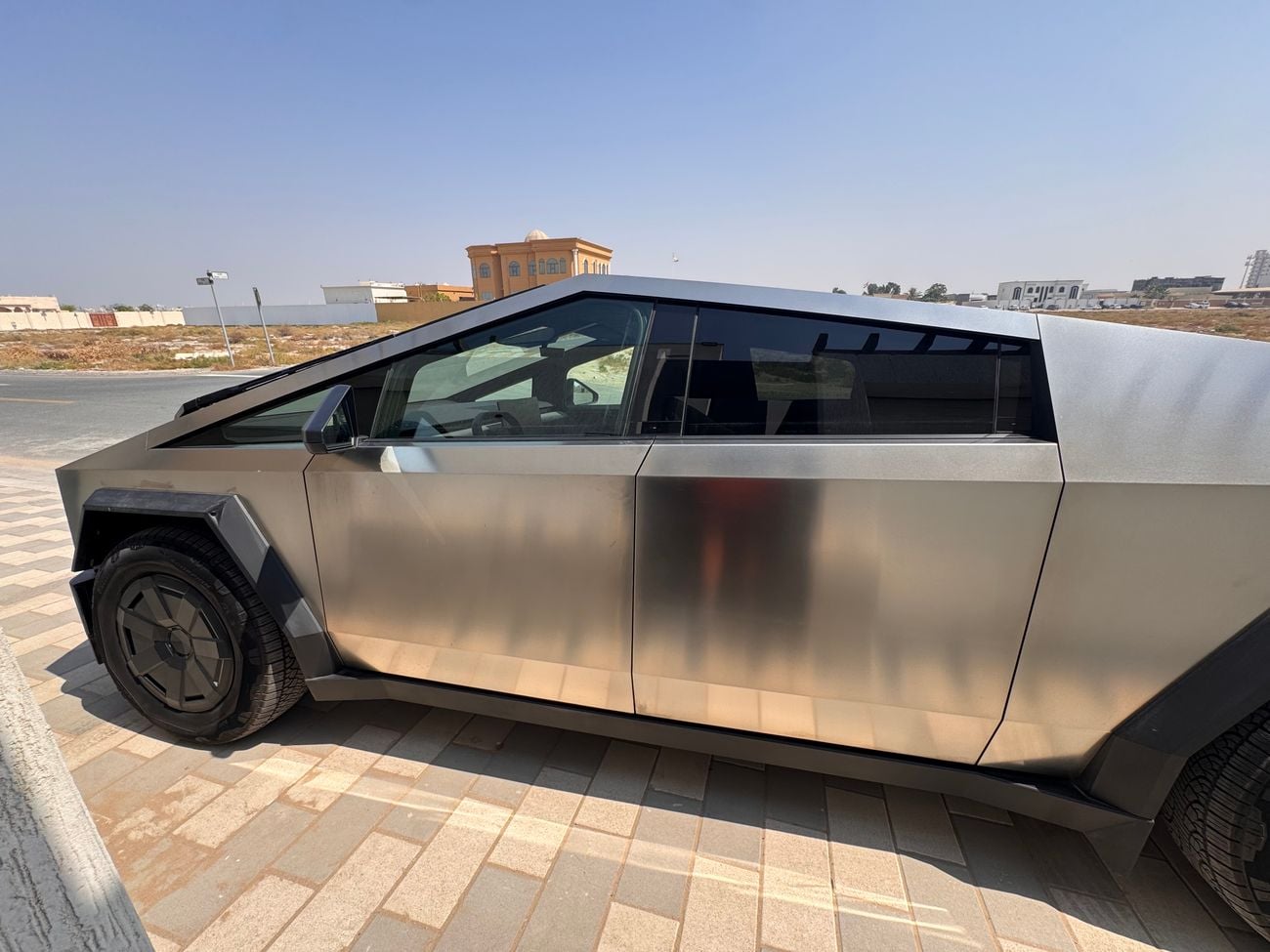 تسلا سايبرتراك PREMIUM