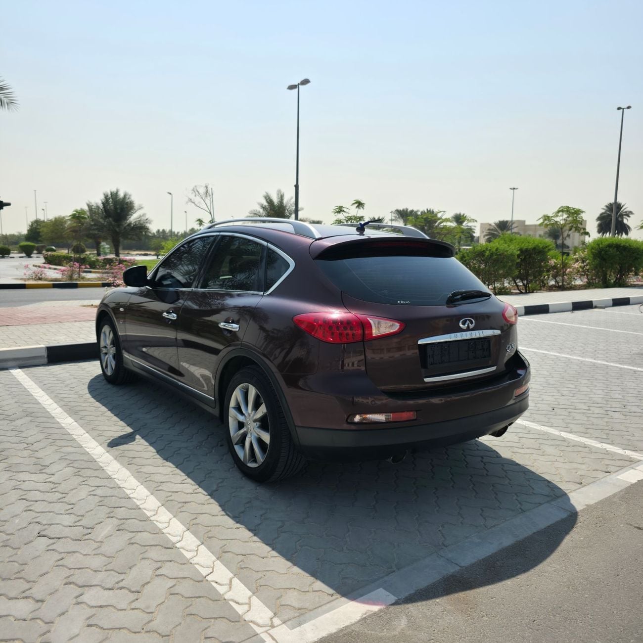 إنفينيتي QX50 بريميوم