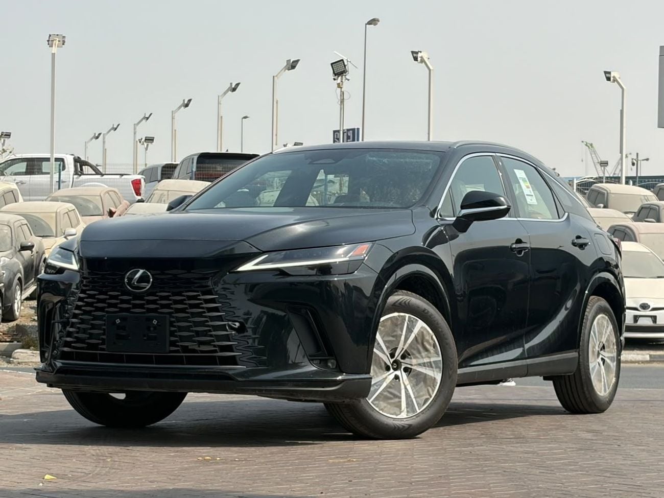 لكزس RX 350h AWD لكزس RX350 | محرك هجين V4 سعة 2.5 لتر | كهربائية مع مقاعد جلدية | شاشة عرض رأسية | نظام مراقبة النقط