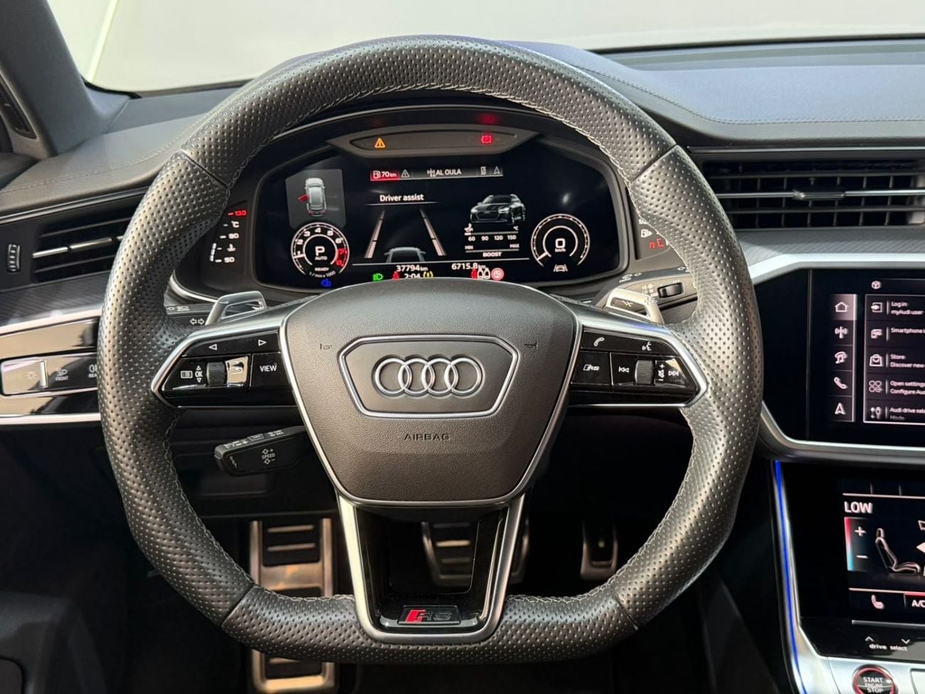 أودي RS6 ستاندارد إصدار RS6