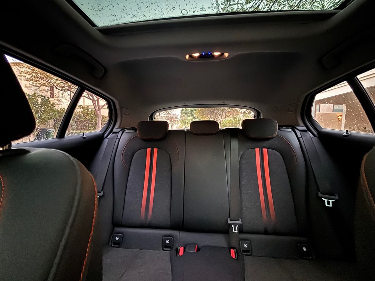 BMW 120i JOY EDITION