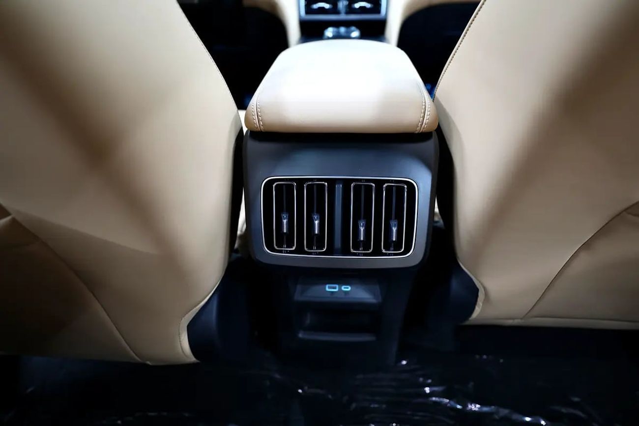 BYD Song L STANDARD 2025 BYD Song L DM-i - Brand New High Tech Luxury SUV