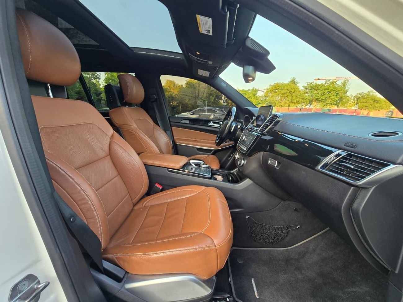 Mercedes Benz GLS500 STANDARD 2018 Mercedes-Benz GLS 550 - American Specs - Excellent Condition