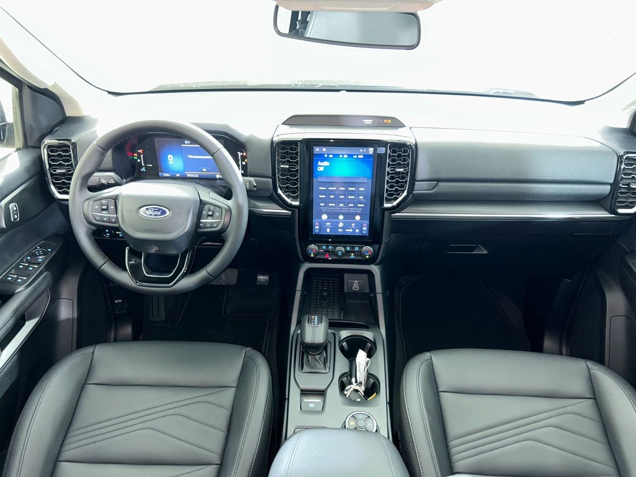 Ford Everest XLT EVR424 / AL TAYER MOTORS/ AL QOUZ SHOWROOM