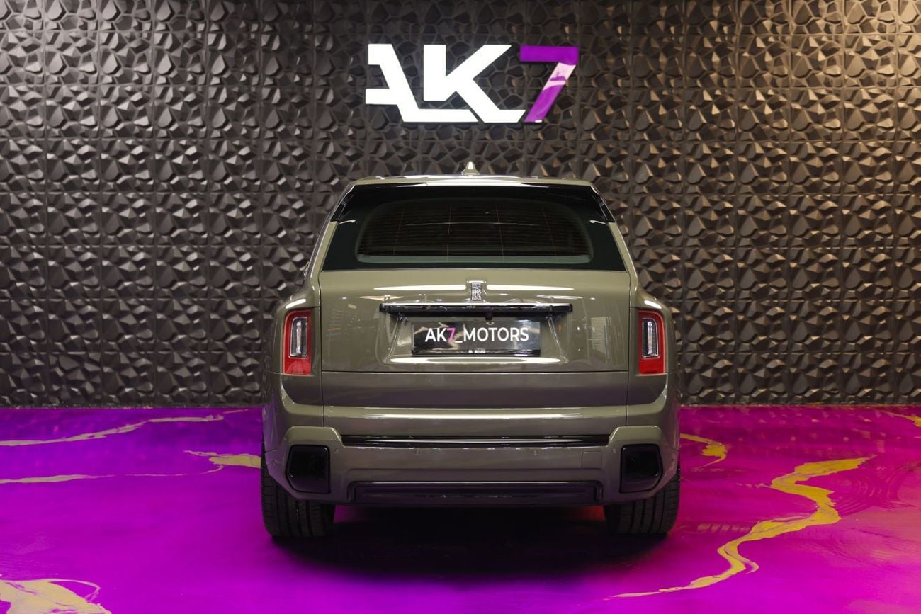 Rolls Royce Cullinan BLACK BADGE