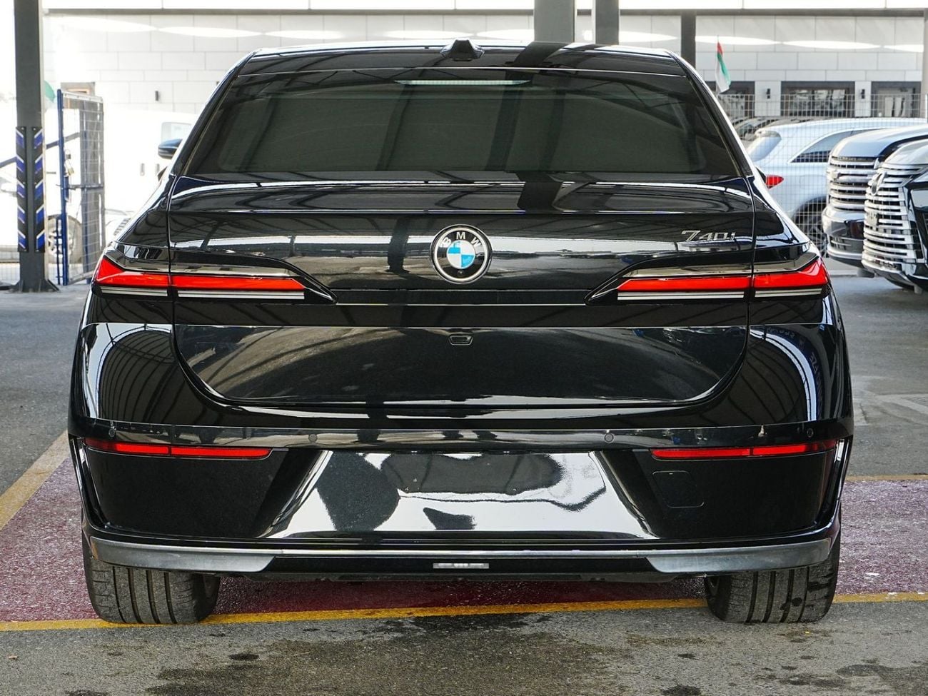 بي أم دبليو 740i ماستركلاس M SPORT PACKAGE