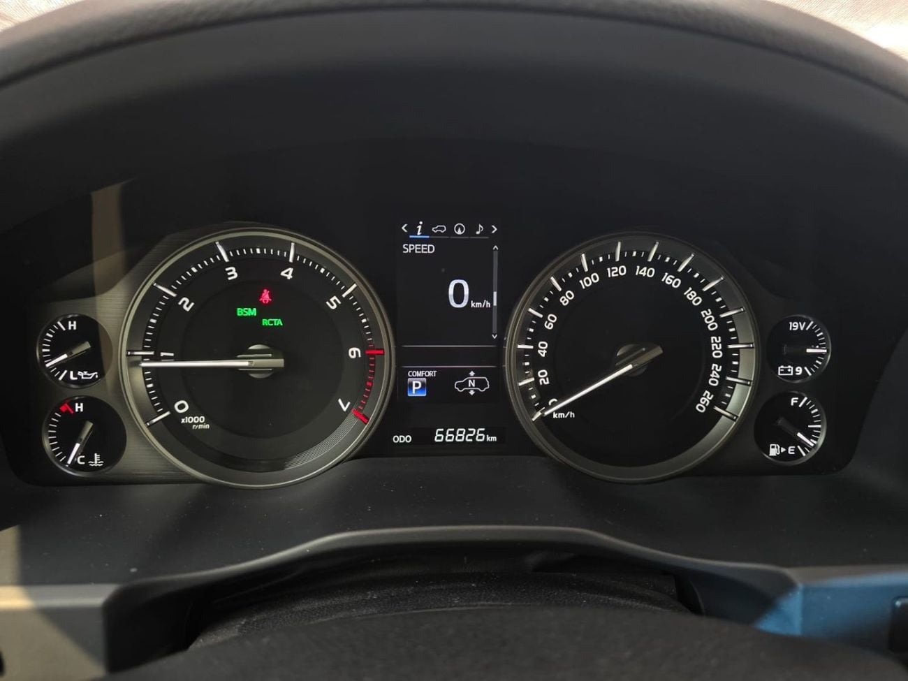 Toyota Land Cruiser VXR