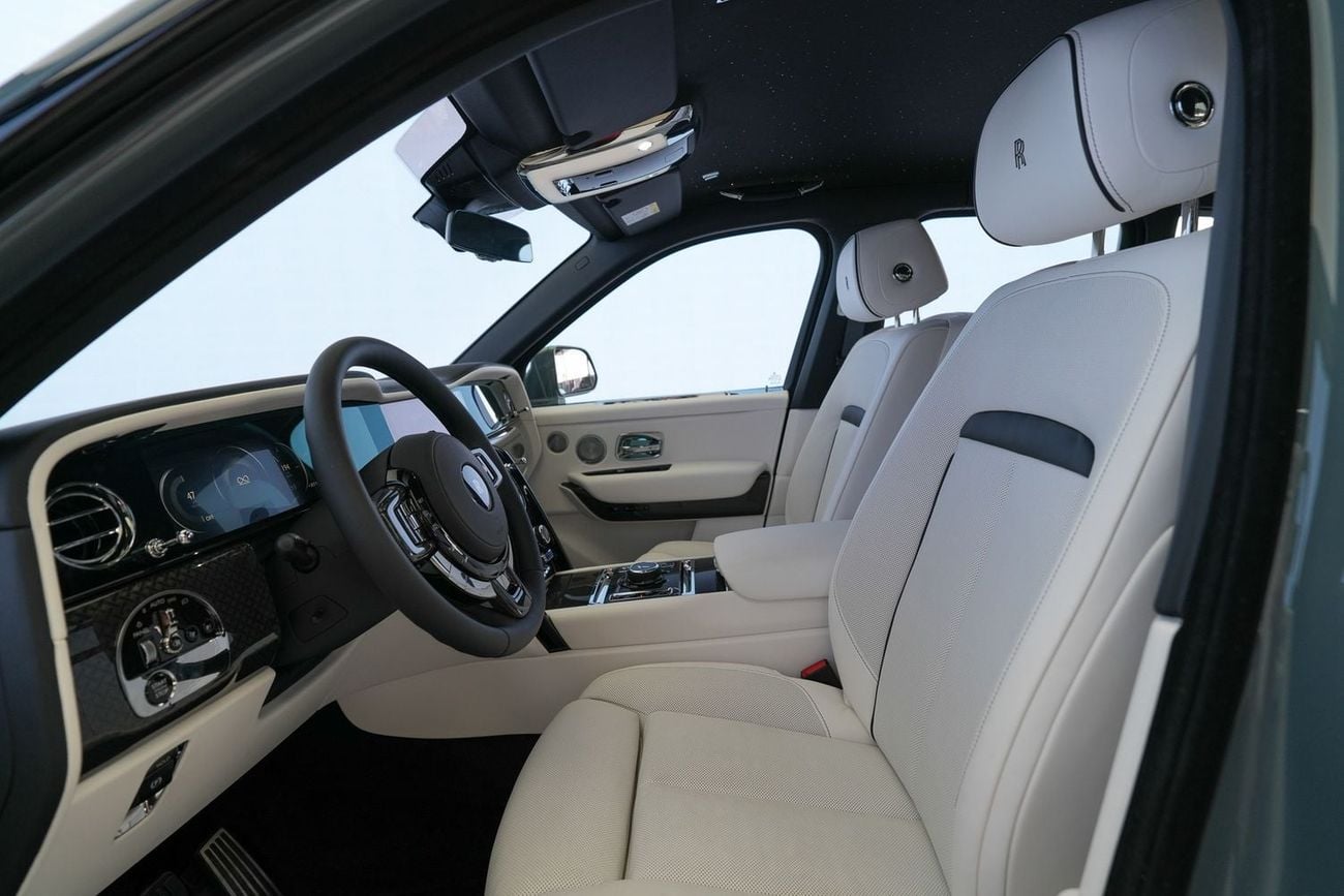 Rolls Royce Cullinan BLACK BADGE