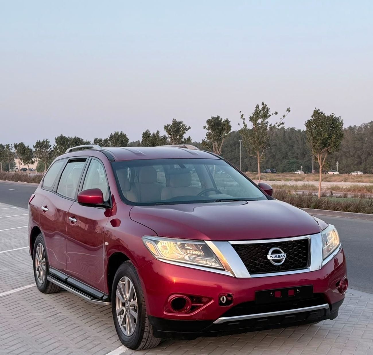 Nissan Pathfinder 000