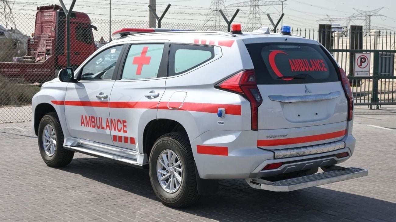 Mitsubishi Pajero MITSUBISHI PAJERO 2.5L AMBULANCE 4WD A/T 7 SEATER (2023 MY)