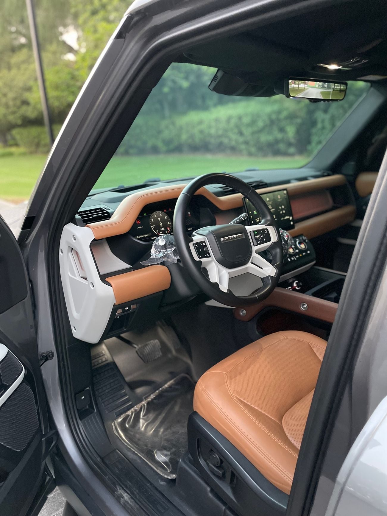 Land Rover Defender p400 x dynamic