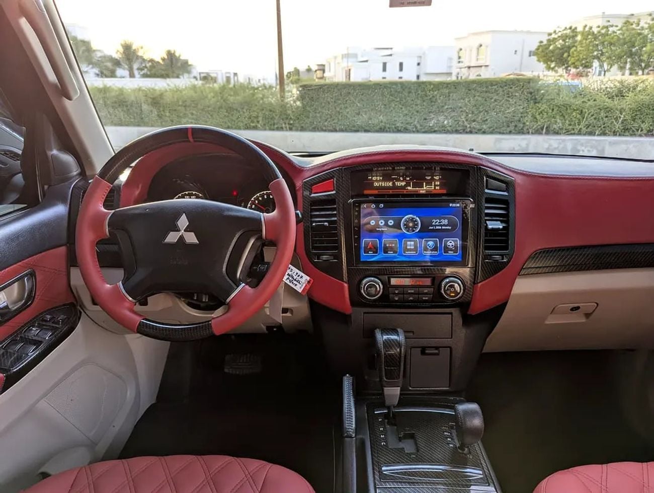 Mitsubishi Pajero GLS MIDLINE GLS MID GCC Specs