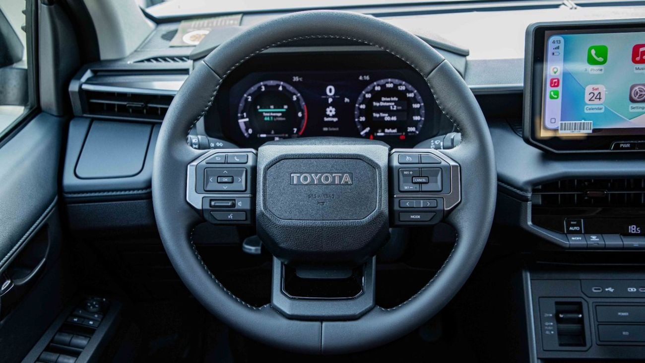 تويوتا هيلوكس GLX DC 4X4 P 2.7L AT GLX RA | 2027 | ضمان 3 سنوات |