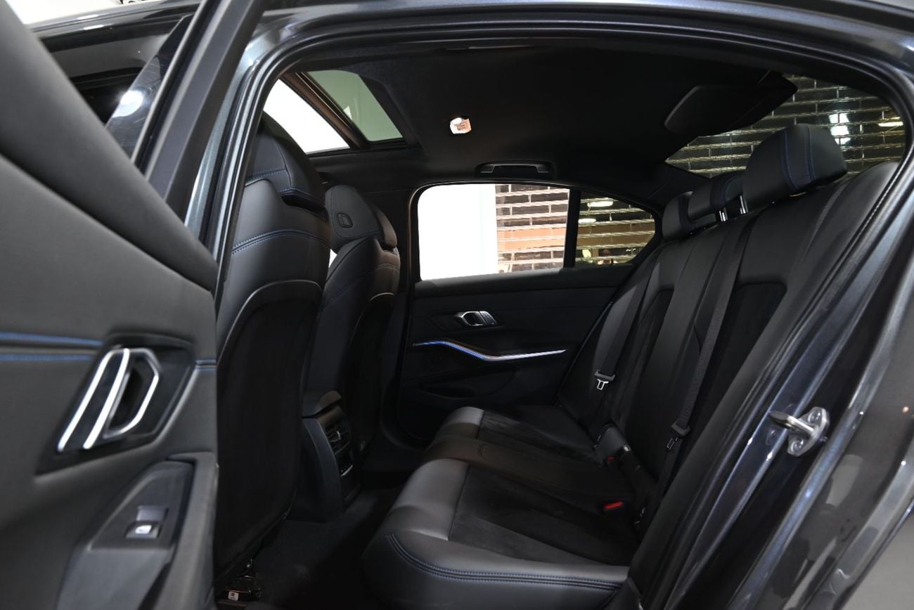 بي أم دبليو 330i إم سبورت بريميوم بي إم دبليو 330i M-Sport موديل 2021، سجل صيانة كامل، ضمان لمدة عام، حالة ممتازة، خليجية