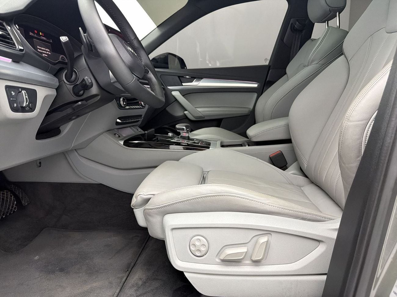 Audi Q5 45 TFSI SPORTBACK S-LINE quattro 249hp (Ref#89632)