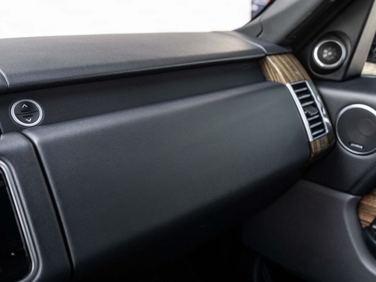 Land Rover Range Rover HSE Land Rover Range Rover 2019 GCC specs
