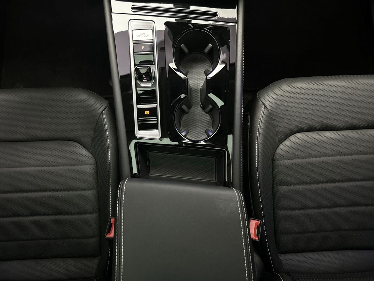 فولكس واجن تيرامونت COMFORTLINE 2.0L | 7-Seater | Panoramic Sunroof | Digital Cockpit | 4MOTION